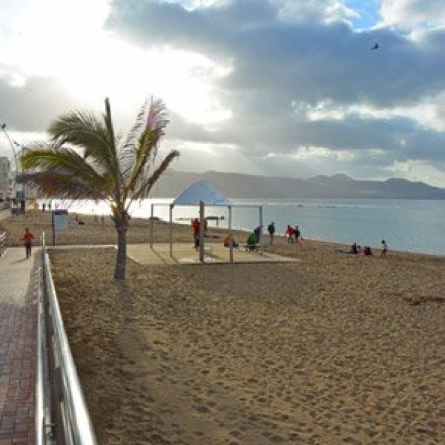 Las Canteras beach