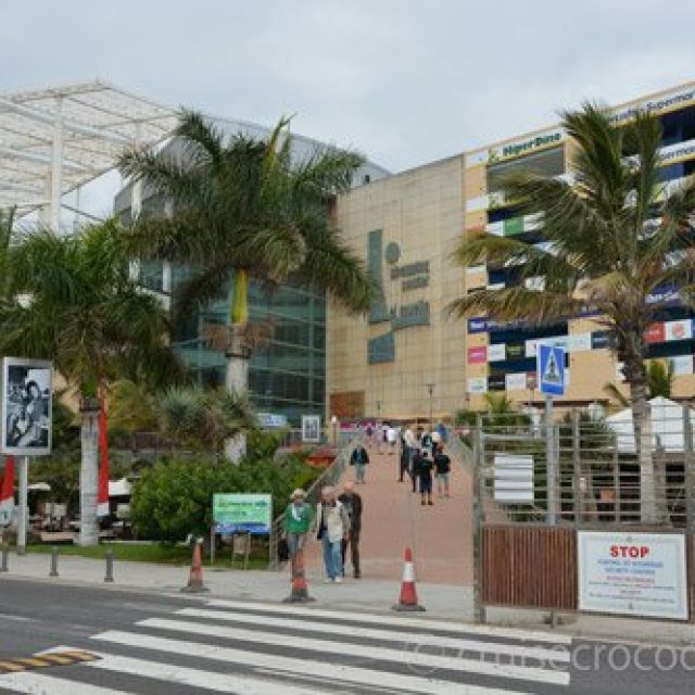 El Muelle Shopping Mall