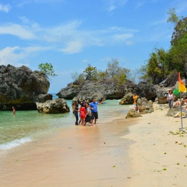Padang Padang beach