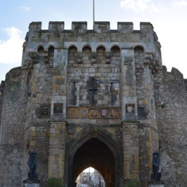 Bargate Monument