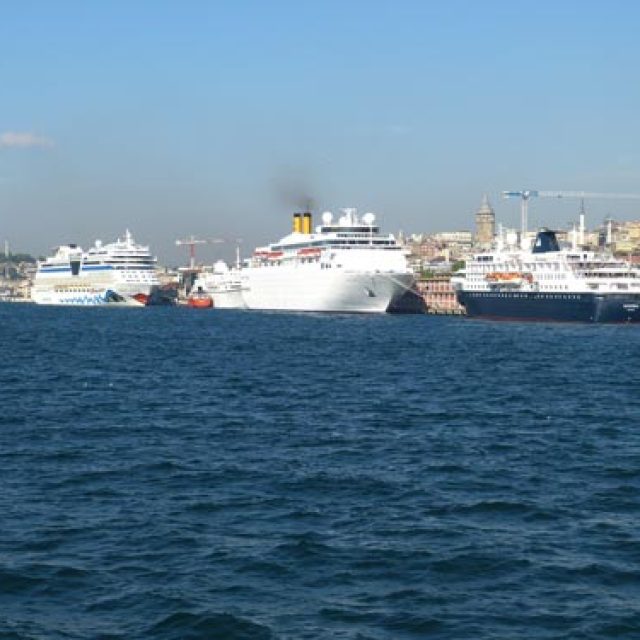 Istanbul cruise dock