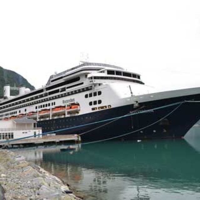 Skjolden cruise dock