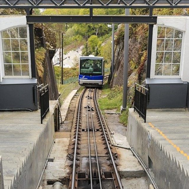 Fløibanen funicular
